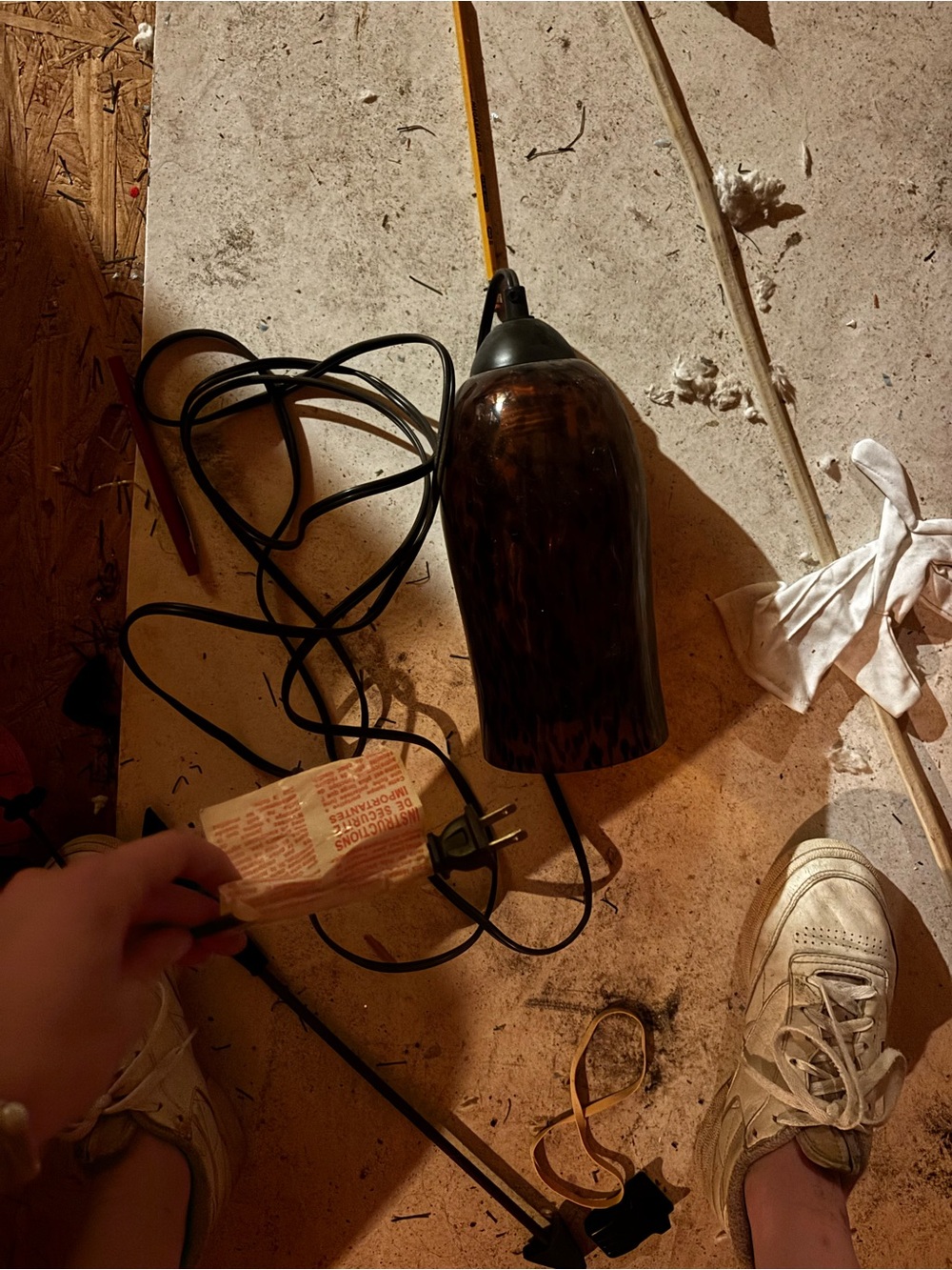 Black Portable Wired lamp with Inline Controls